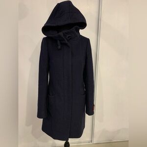 Aritzia Babaton women’s coat